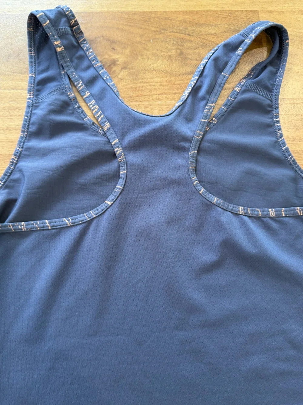 Nike Dri-Fit Charcoal Tank Top with Copper Metallic Stripe Print Size Medium